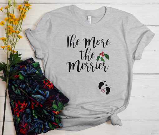 Christmas Pregnancy Announcement T-Shirt